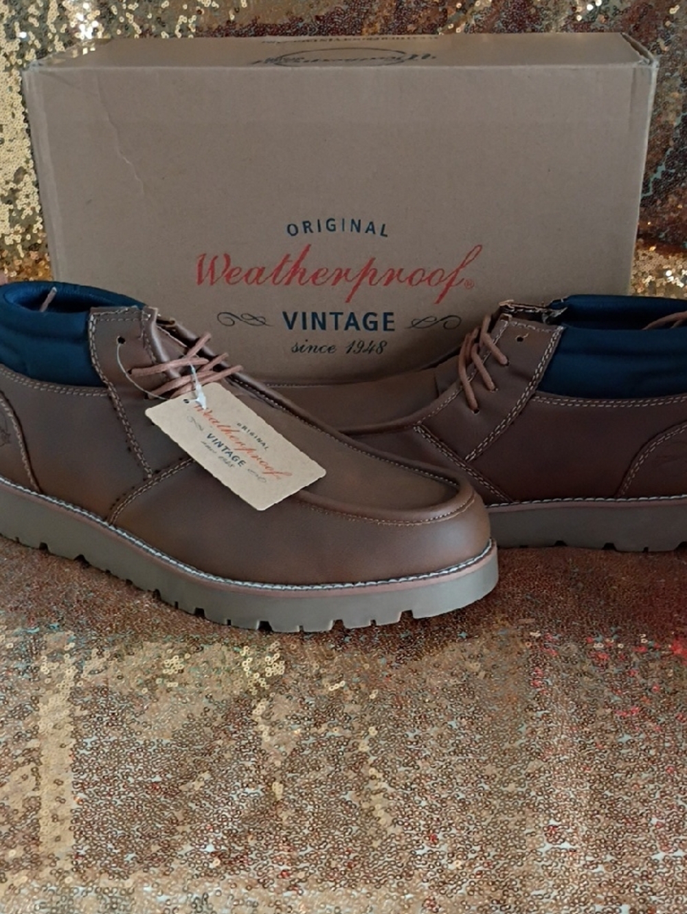Weatherproof Men’s Brown Chukka Boots with Navy Collar